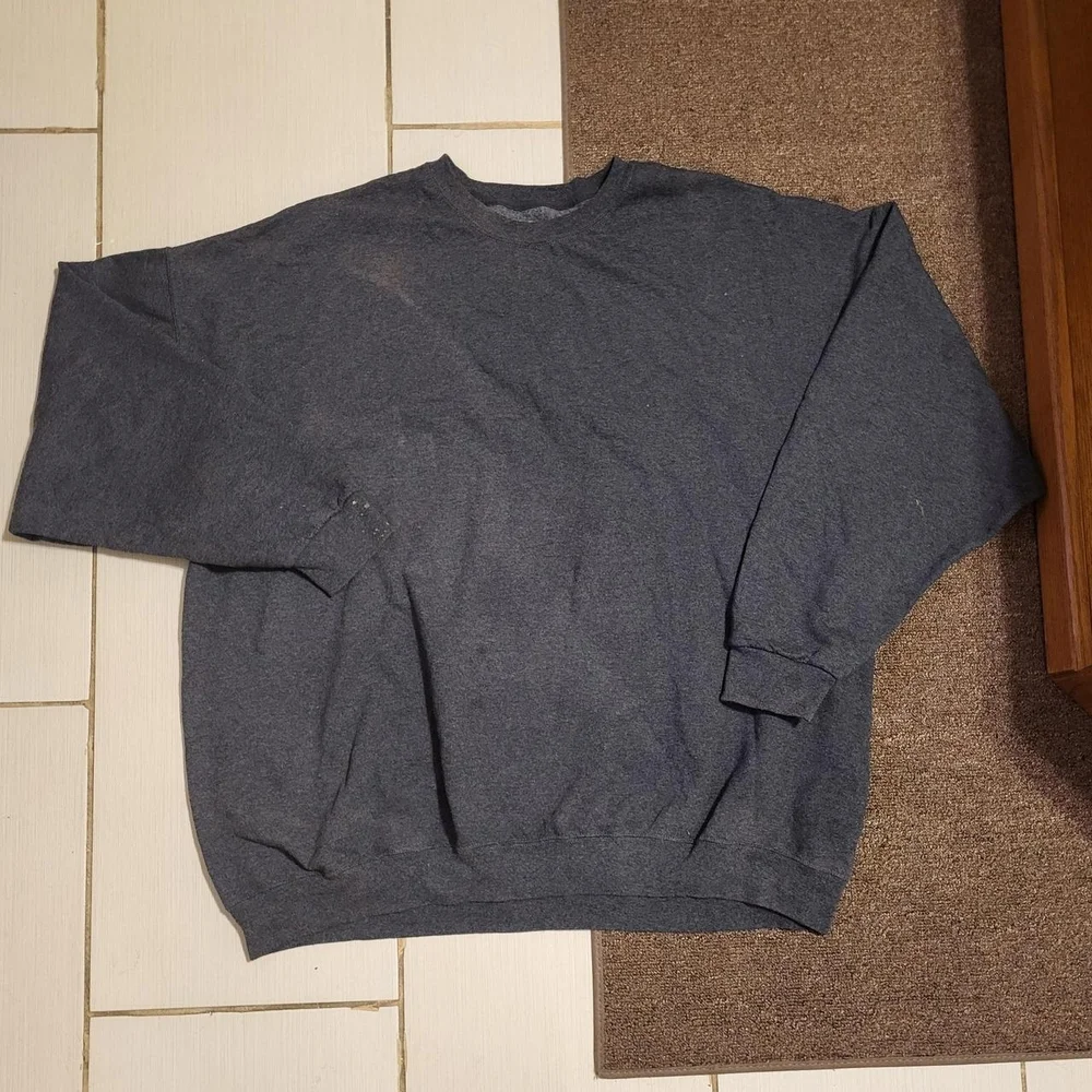 Athletic Works Men's Charcoal Crewneck Sweater - Picture 8 of 8